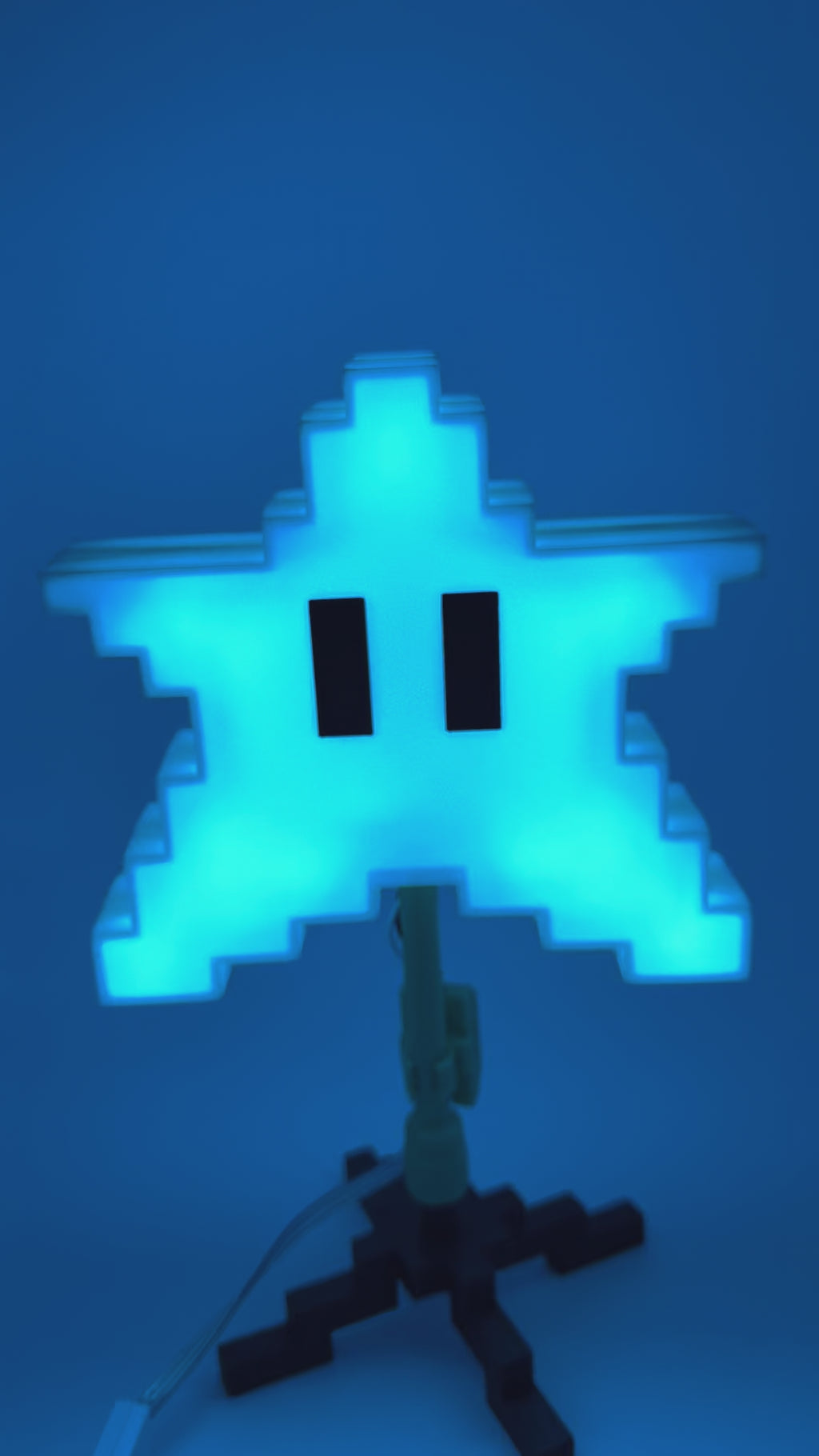 Animated Bluetooth Mario Power Star Tree Topper LED – 3D Printed Gamer Christmas Topper with Stand & Controller