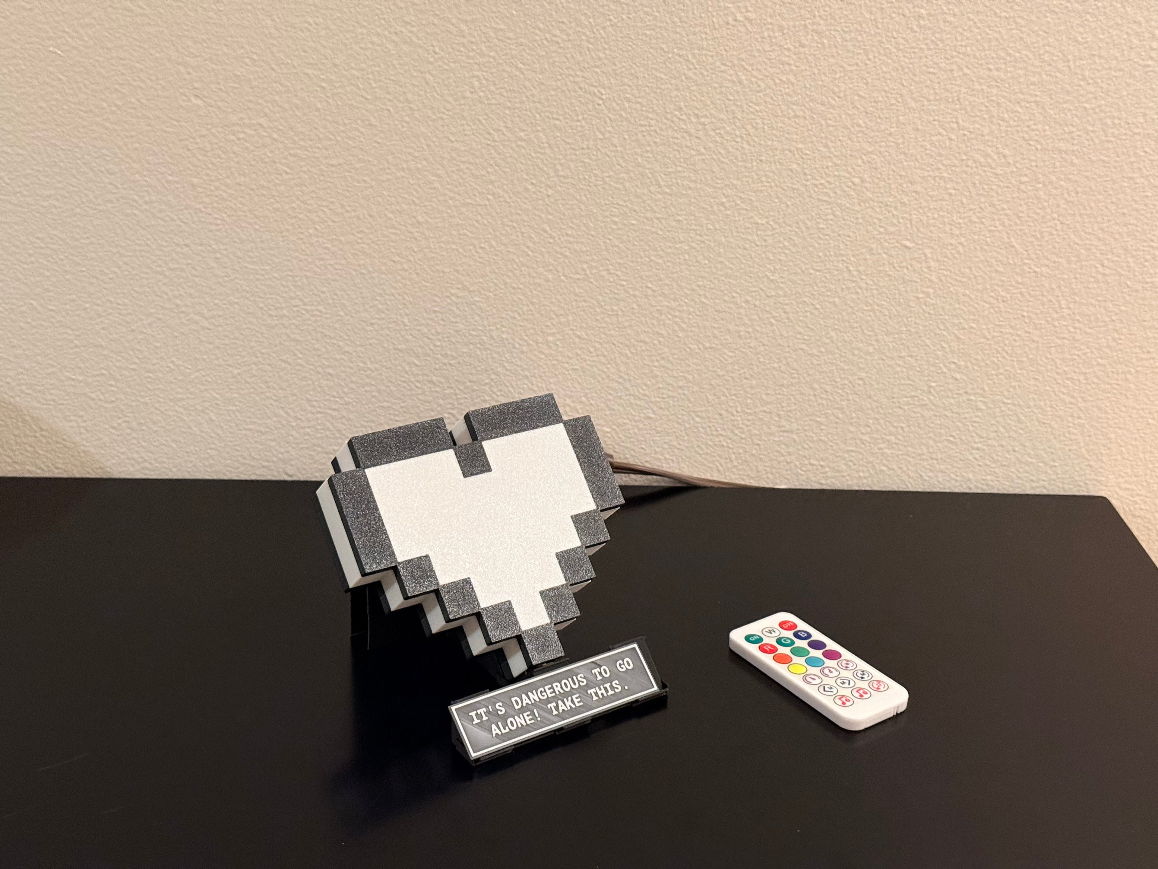 Zelda Heart Container Lamp – Bluetooth Pixel Art Gamer Light